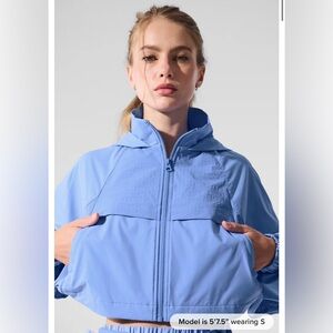 Alo yoga playmaker jacket